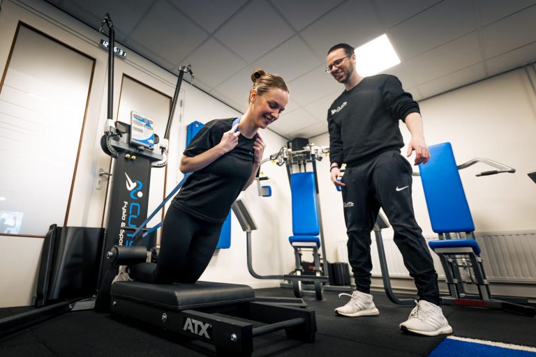 oefening schouder bij fysio